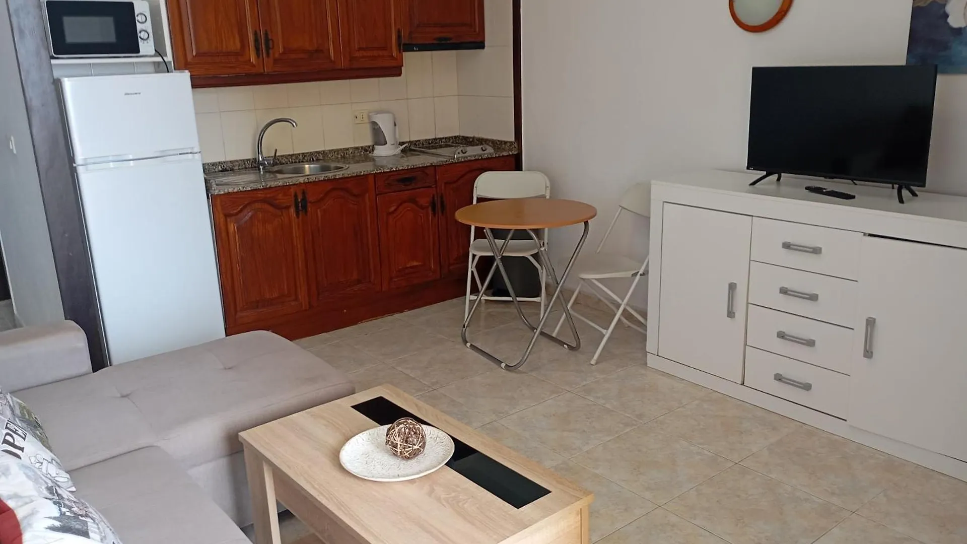 Apartments 6 Centre Las Americas For Holiday Playa de las Americas  Spain